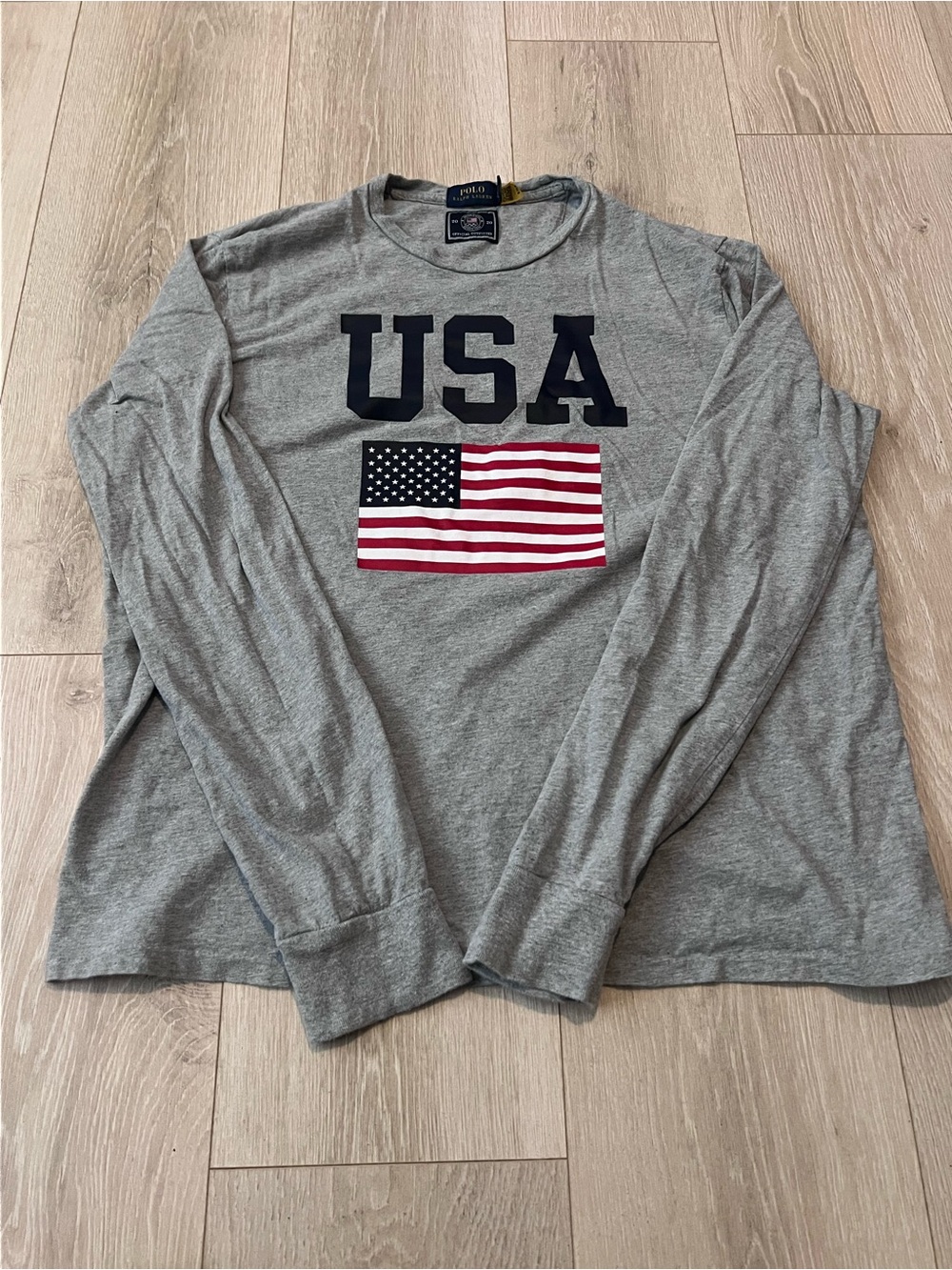 Lauren Ralph Lauren Gray Long-Sleeve Tee with USA and Flag Graphic